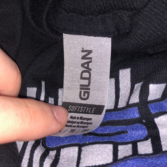 Gildan mustang shirt Blue and Black size (XL) - Picture 2 of 2